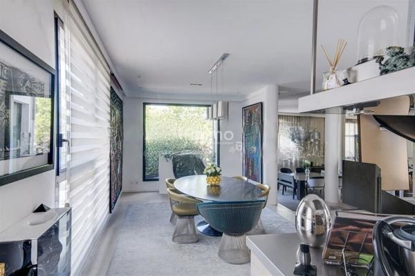 Hôtel particulier aux portes de Paris Hauts-de-Seine (92)-420m2.