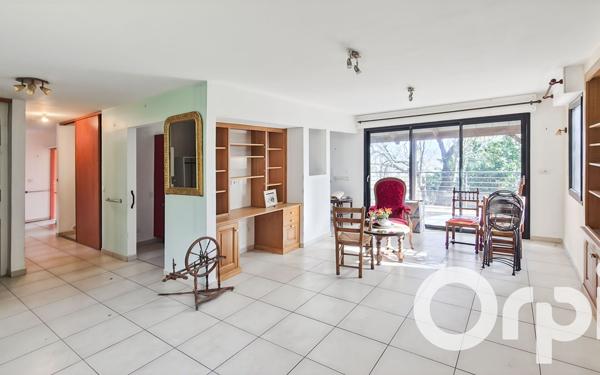 Maison à vendre    3 pièces •  Pont-Saint-Esprit