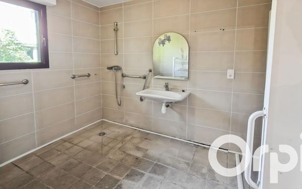 Maison à vendre    3 pièces •  Pont-Saint-Esprit