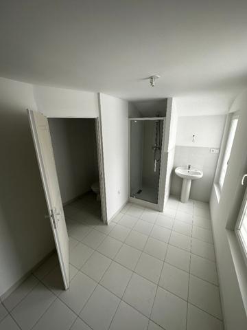 A LOUER - F4 avec cuisine aménagée et équipée - Montivilliers, à deux pas de la gare