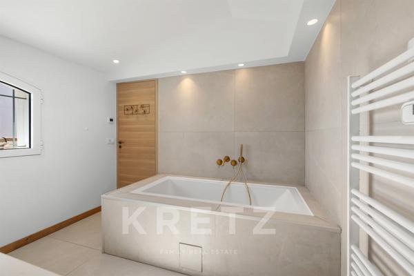Maison entièrement rénovée avec vue mer – Les Issambres