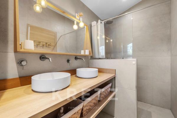 Maison entièrement rénovée avec vue mer – Les Issambres