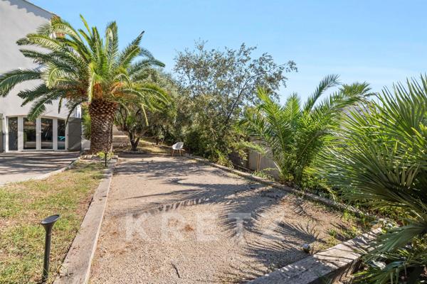 Maison entièrement rénovée avec vue mer – Les Issambres