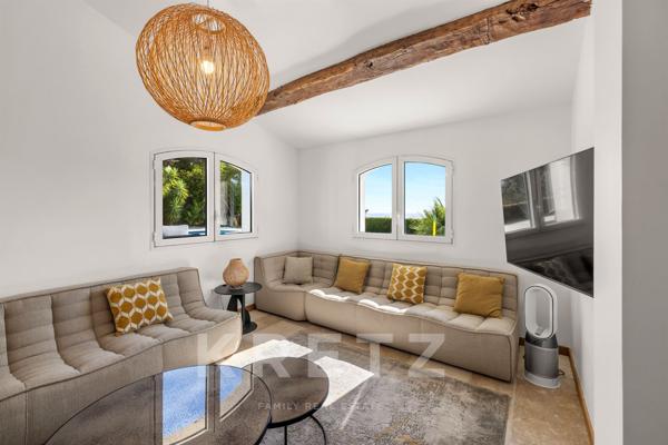 Maison entièrement rénovée avec vue mer – Les Issambres