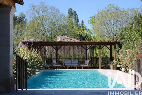 Maison à vendre 8 pièces 205 m² Uzès