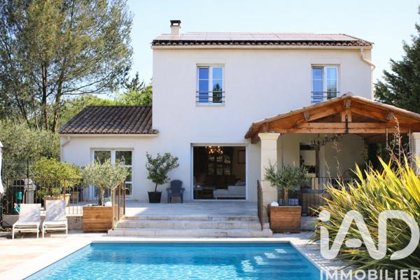 Maison à vendre 8 pièces 205 m² Uzès