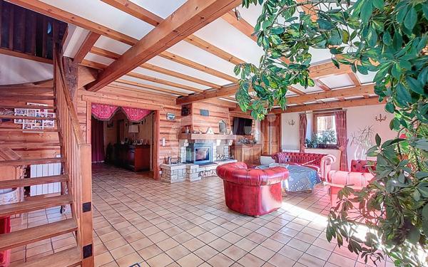 Maison à vendre    5 pièces • 183,33 m2 Mercury