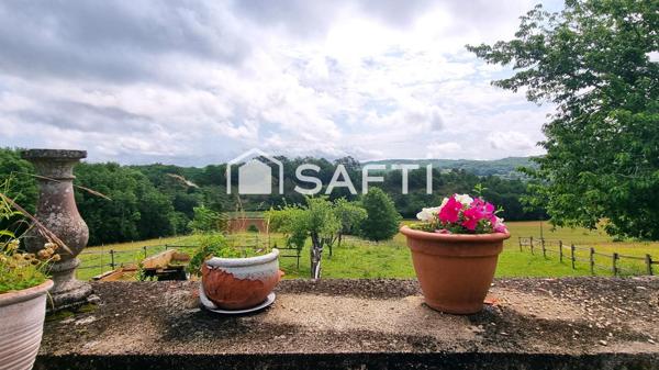 Charmant petit corps de ferme du XVIIIe siècle avec vue dégagée