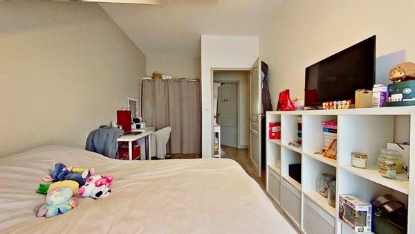 Maison moderne 236 m² – Piscine chauffée – Suite parentale – AUGNY