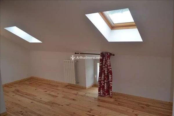 Location Maison 3 pièces 95 m2 à Verrières