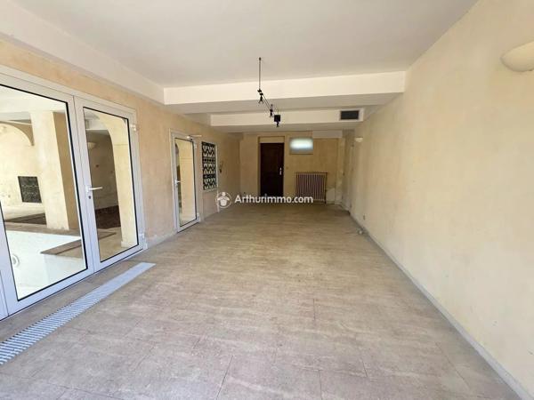 Vente                                                      Maison
                        
                     4 pièces                      165 m2                     à Millau
