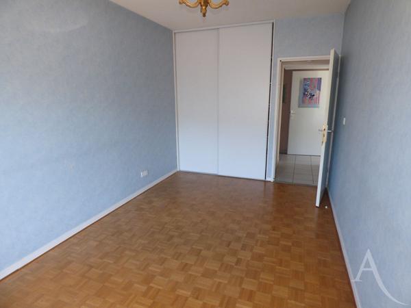 Appartement Fontaine 4 pièce(s) 104 m2