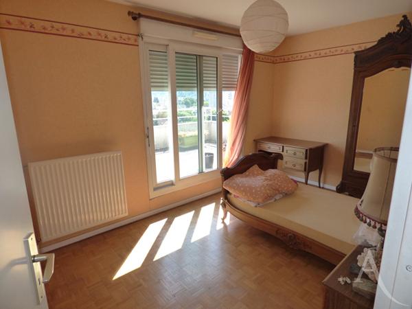Appartement Fontaine 4 pièce(s) 104 m2