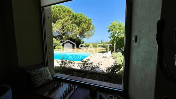 Corps de ferme en pierre  de 246 m2.