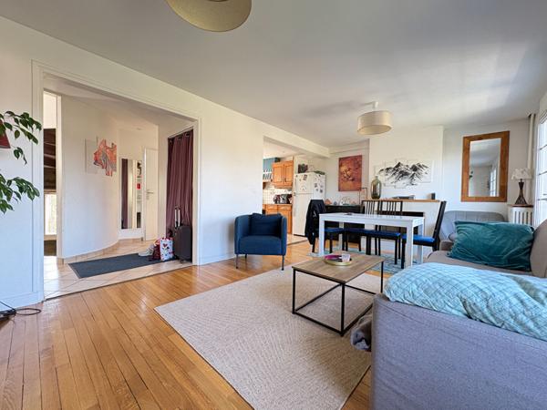 Maison indépendante Alsace Lorraine 3 chambres + bureau 539 000 € ** - Référence 2042