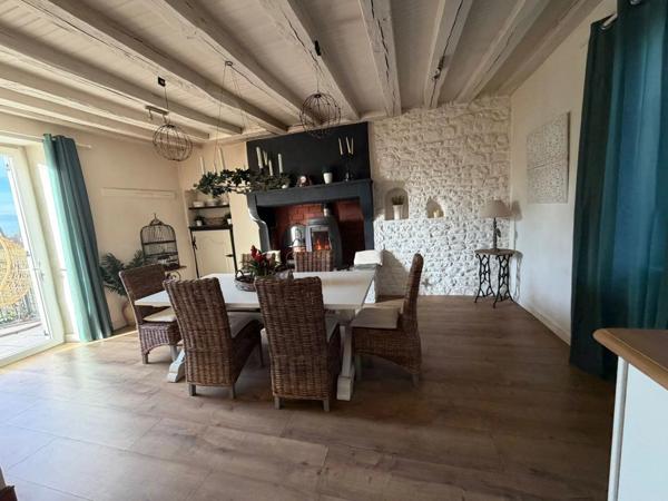 Vente Maison 11 pièces 350 m2 à Germigny-sur-Loire