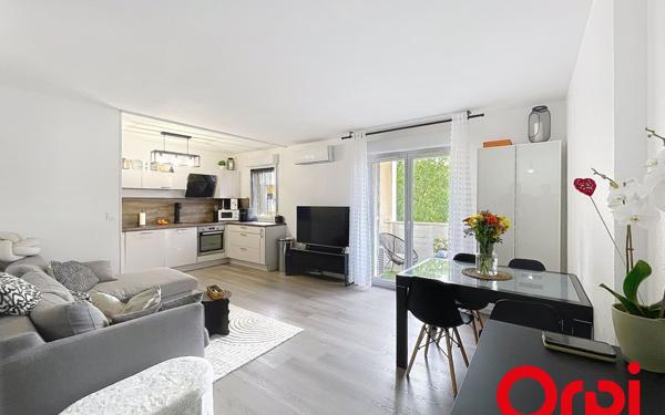Appartement à vendre    3 pièces • 61,48 m2 Marseille 4