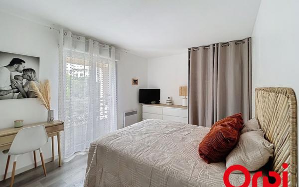 Appartement à vendre    3 pièces • 61,48 m2 Marseille 4