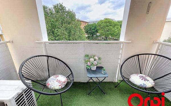 Appartement à vendre    3 pièces • 61,48 m2 Marseille 4