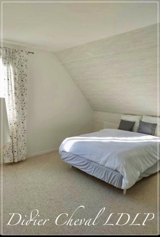 Clayes-sous-Bois (78340) MAISON INDIVIDUELLE TERRAIN 937 M2