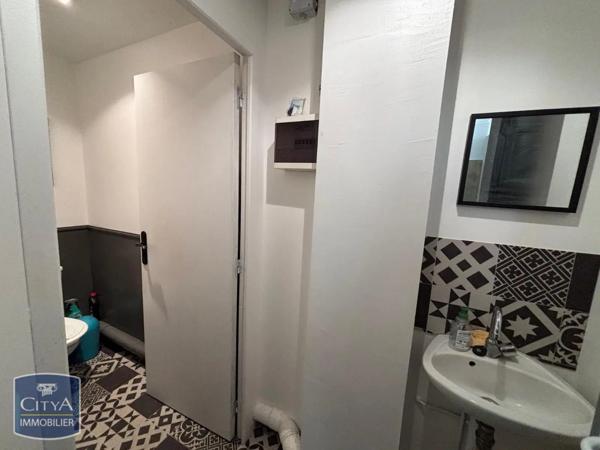 Location local commercial 38m²