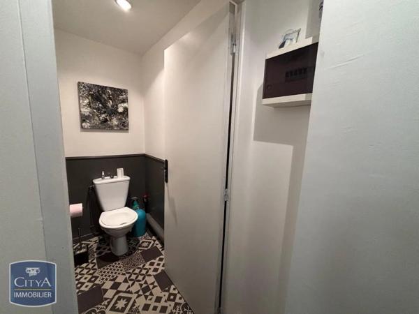 Location local commercial 38m²