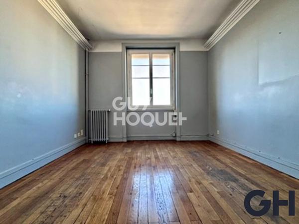 Métro Masséna - Appartement 107m2 - traversant - 2 balcons