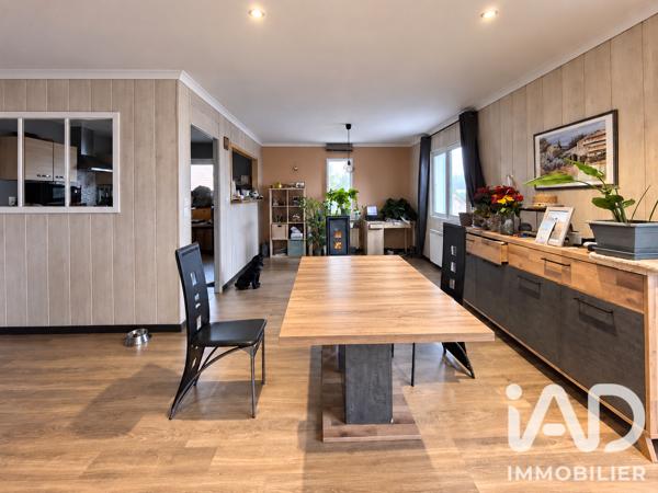 Maison à vendre 3 pièces 137,78 m² Domessin