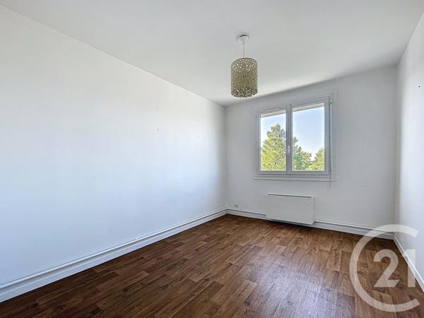 Appartement T4 à vendre  4 pièces - 78,19 m2 REZE - 44