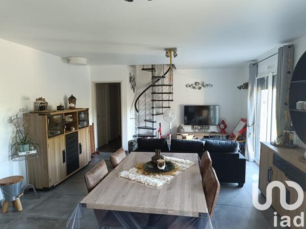 Maison à vendre 5 pièces 100 m² Saint-Martin-Valmeroux