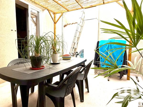 Maison à vendre 8 pièces 253 m² Fontenay-le-Comte