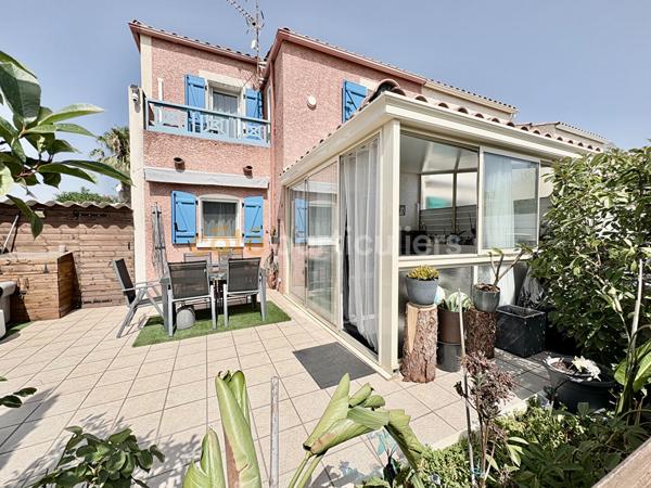 Vente
                Maison55,38 m² - 4 Pièces -
                    NARBONNE (11100)