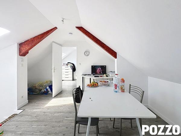 A Vendre - Avranches - Immeuble 15 pièce(s) 265.8 m² - Local commercial + 5 appartements AVRANCHES