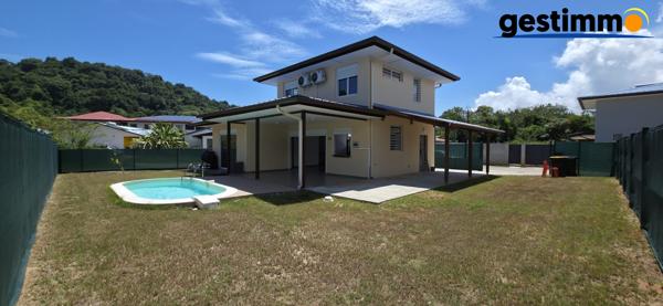Maison duplex T4 - REMIRE MONTJOLY