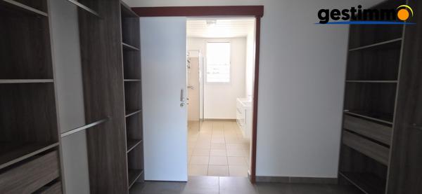Maison duplex T4 - REMIRE MONTJOLY
