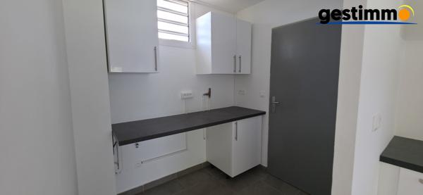 Maison duplex T4 - REMIRE MONTJOLY