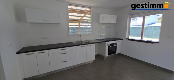 Maison duplex T4 - REMIRE MONTJOLY