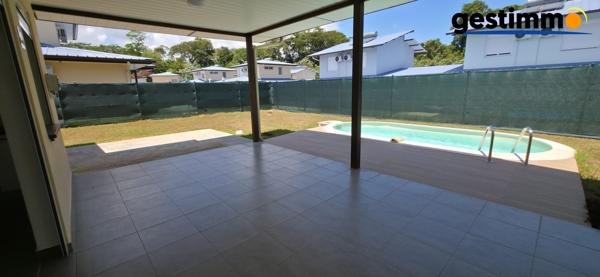 Maison duplex T4 - REMIRE MONTJOLY