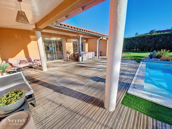 Rare !!! Maison de plain pied de 130 m² sur 1500 m² de terrain, 5 chambres