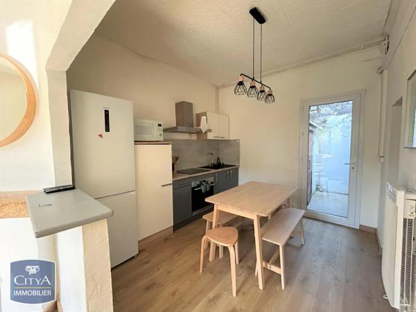 Maison à louer 3 pièces 58.79m² Avignon (84000)