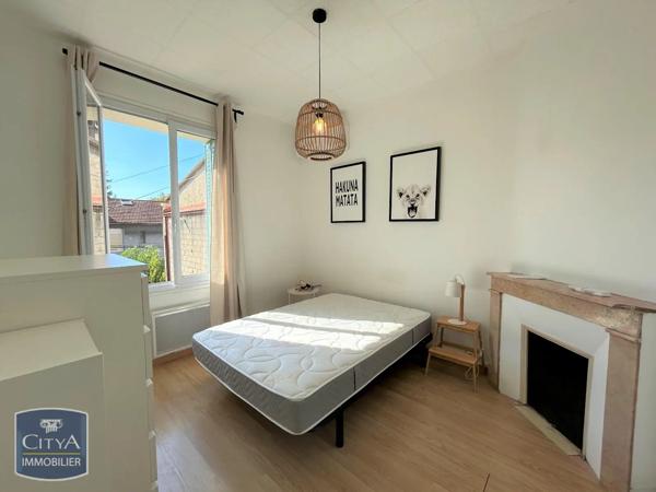 Maison à louer 3 pièces 58.79m² Avignon (84000)
