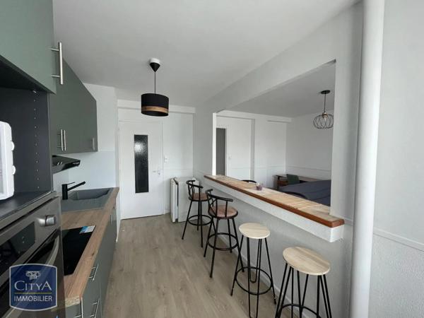 Appartement à louer 1 pièce 32.72m² Charleville-Mézières (08000)
