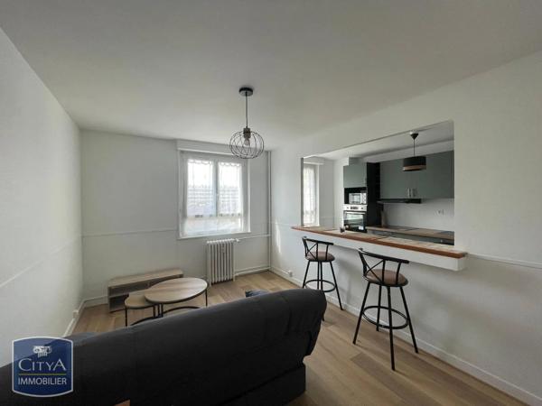 Appartement à louer 1 pièce 32.72m² Charleville-Mézières (08000)