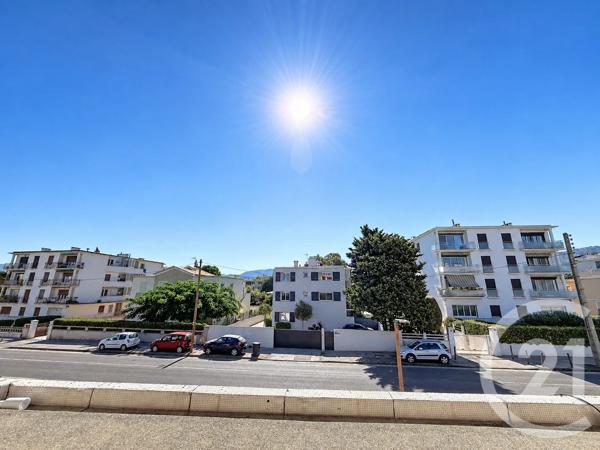 Appartement T3 à vendre  3 pièces - 46,91 m 2   MARSEILLE  - 13008