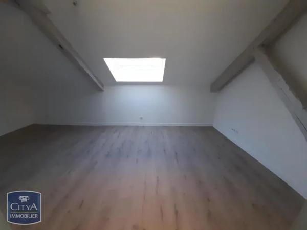 Appartement à louer 2 pièces 46.2m² Pau (64000)
