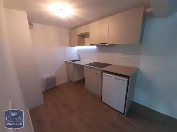 Appartement à louer 2 pièces 46.2m² Pau (64000)