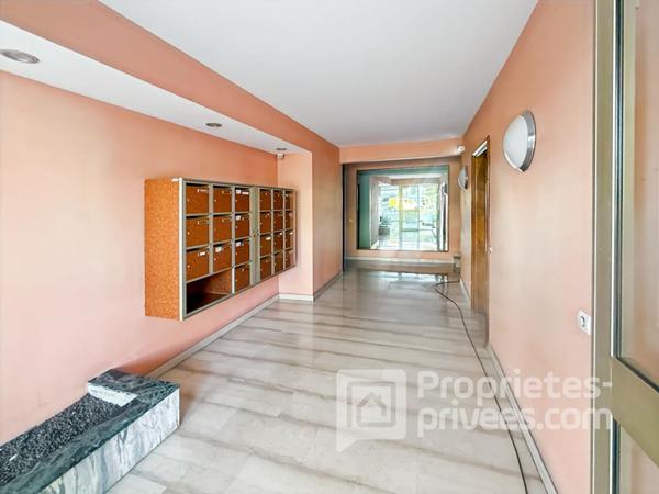 3 PIECES   HIPPODROME