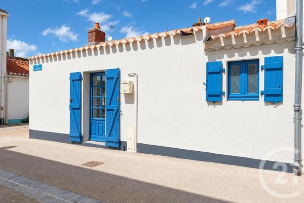 Maison à vendre  1 pièce - 31 m 2   ST GILLES CROIX DE VIE  - 85