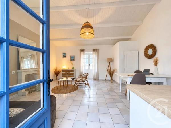 Maison à vendre  1 pièce - 31 m 2   ST GILLES CROIX DE VIE  - 85