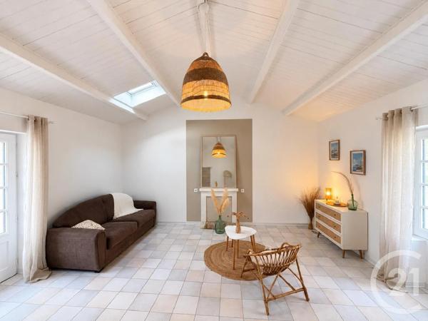 Maison à vendre  1 pièce - 31 m 2   ST GILLES CROIX DE VIE  - 85